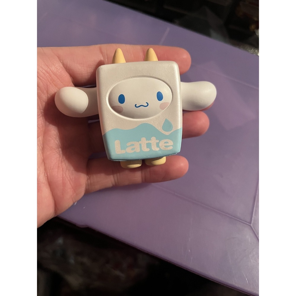 Tokidoki Hello Kittyh and Friends Cinnamoroll Chaser Vinyl Figure
